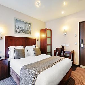 Camera standard con letto king size